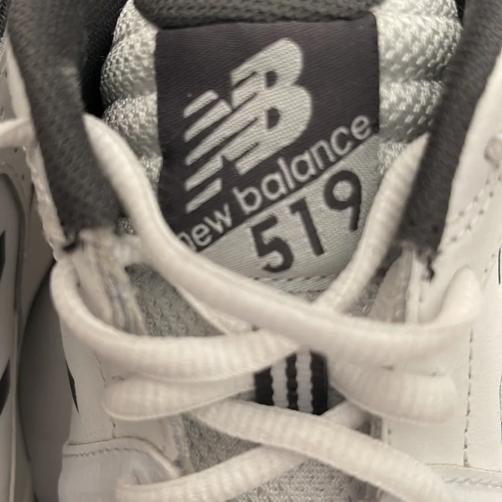 NEW BALANCE 519 RUNNING SNEAKERS MENS SIZE 8.5
